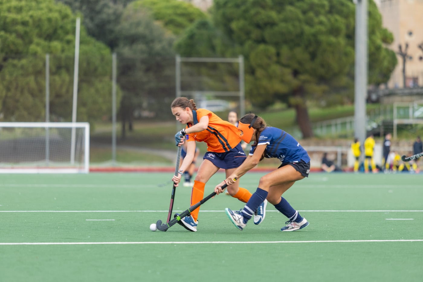 Victoria del primer equipo femenino, aprendizajes para el masculino, sénior, Mamis y Papis en juego, y una cantera que crece. Resumen y mirada al frente para seguir llenando el Pau Negre.